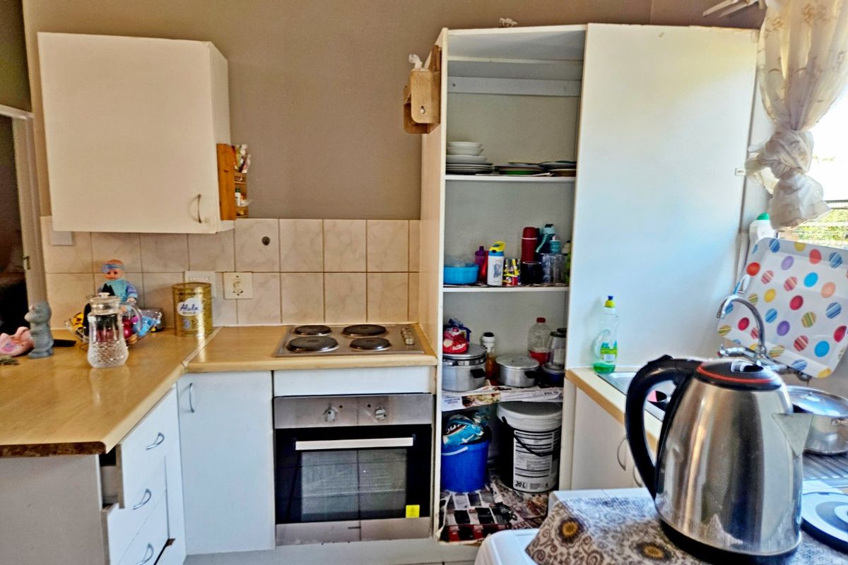 Stunning 2  bedrooms Goundfloor unit - Photo 4