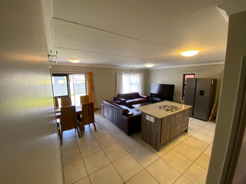 3 Bedroom Duplex for sale  - Photo 3