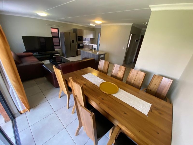 3 Bedroom Duplex for sale  - Photo 4