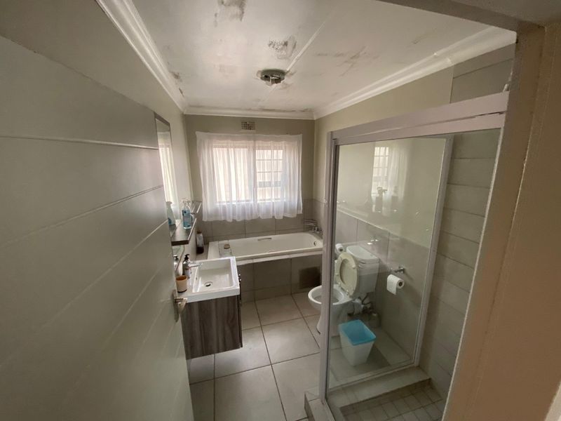 3 Bedroom Duplex for sale  - Photo 10