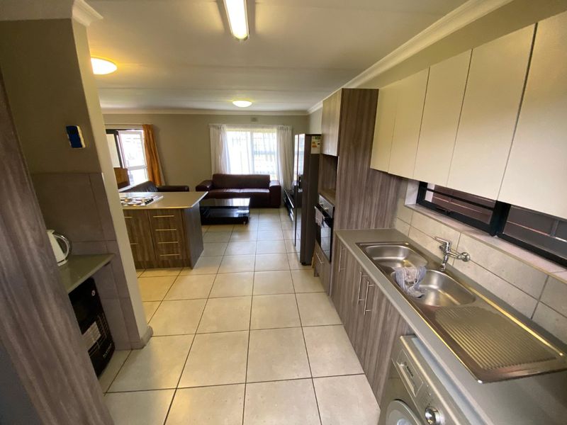 3 Bedroom Duplex for sale  - Photo 2