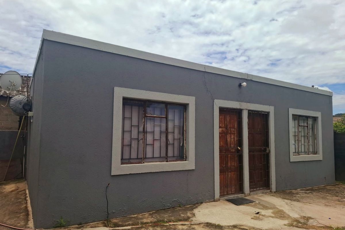 6 Bachelor Flats for Sale- Tekwane South  - Photo 4