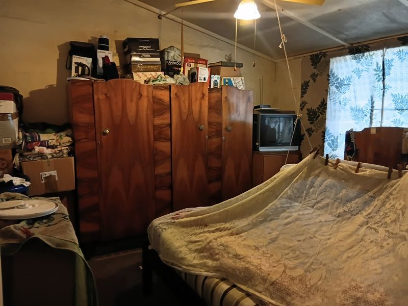 2 Bedroom house for sale in Valhalla Park - Photo 3