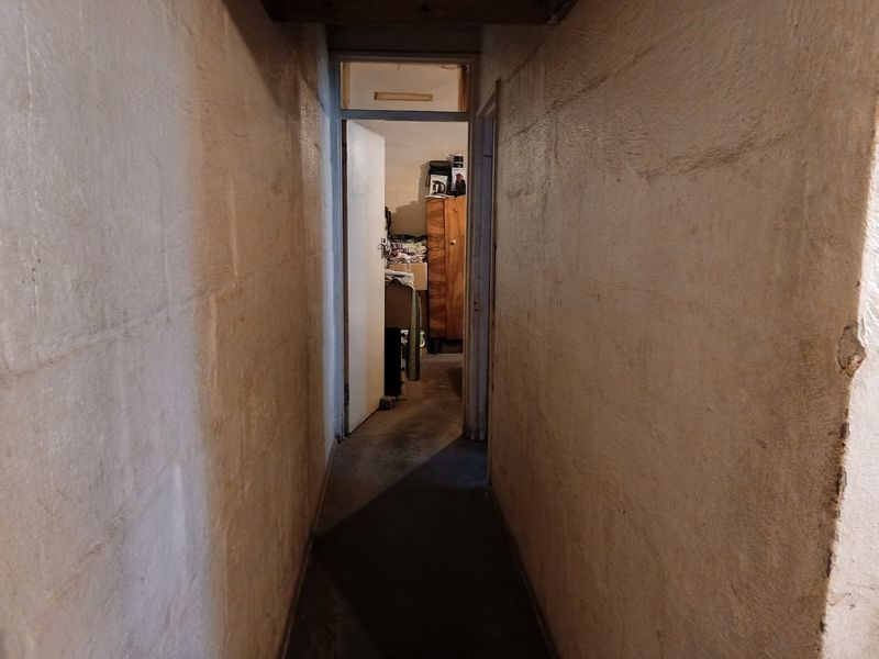 2 Bedroom house for sale in Valhalla Park - Photo 2