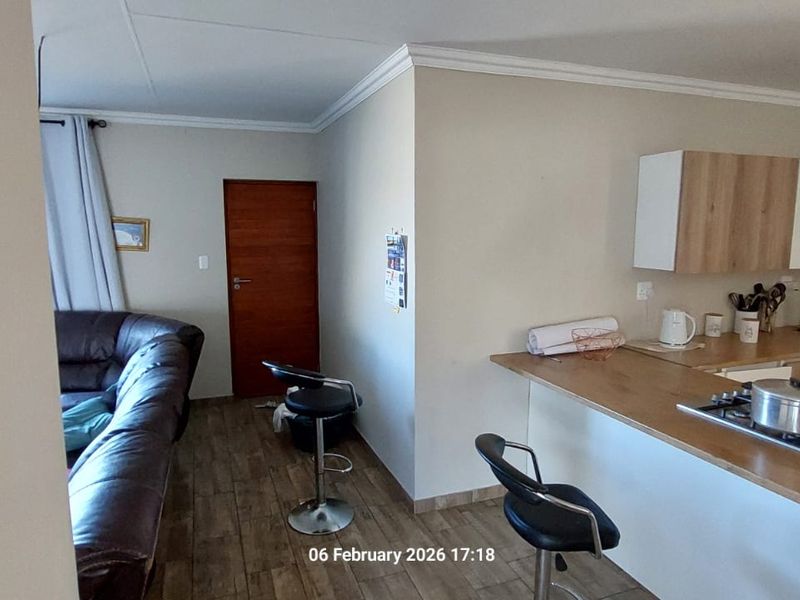 Family Home in Fountains Estate, Jeffreys Bay - Photo 5