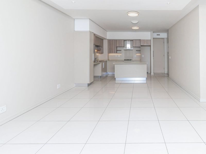 Immaculate 2 Bedroom Apartment for sale in Rosebank, Sandton - Photo 4