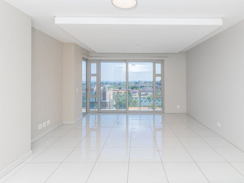 Immaculate 2 Bedroom Apartment for sale in Rosebank, Sandton - Photo 8