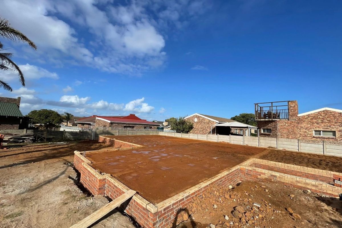 Designed for Family Living, Built to Impress - Photo 4