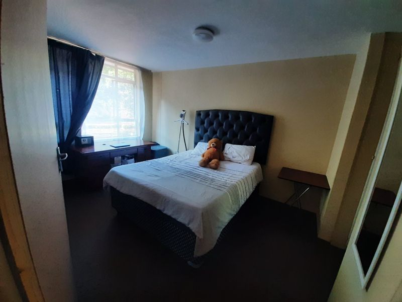 1 Bedroom Modern Student Apartment For Sale in Hatfield - Photo 7