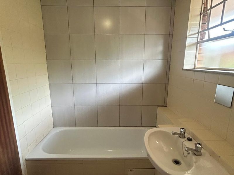 1 Bedroom Modern Student Apartment For Sale in Hatfield - Photo 6