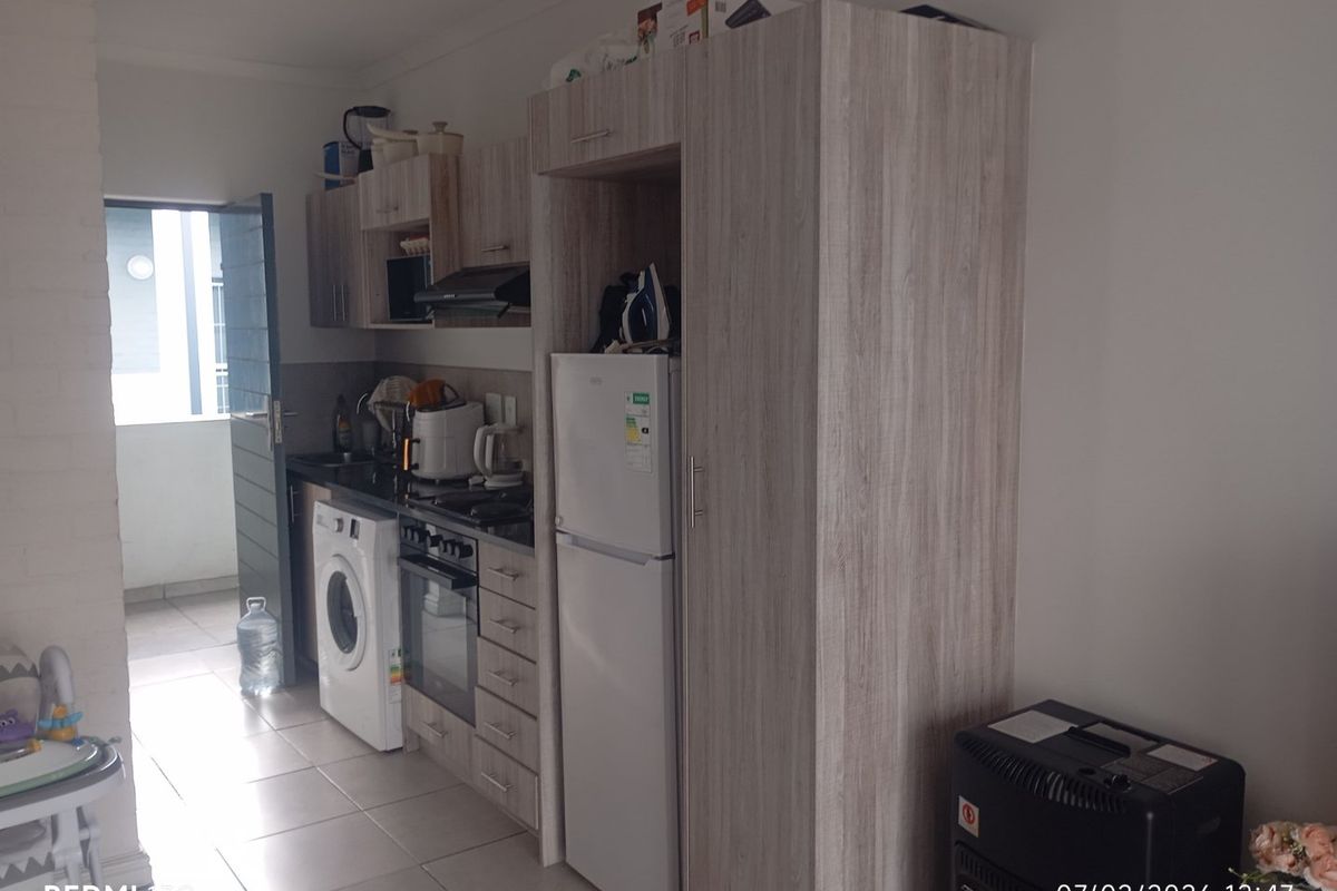 Price - Size - Location - Photo 3