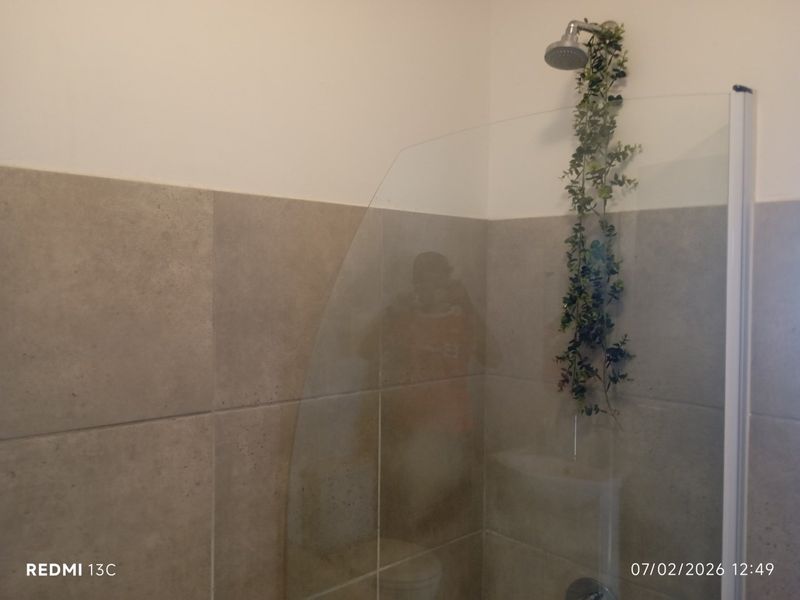 Price - Size - Location - Photo 7