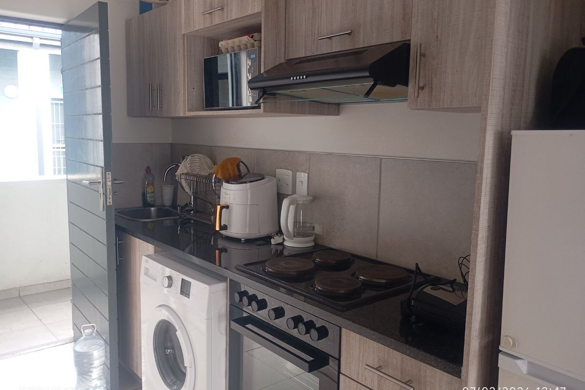 Price - Size - Location - Photo 2