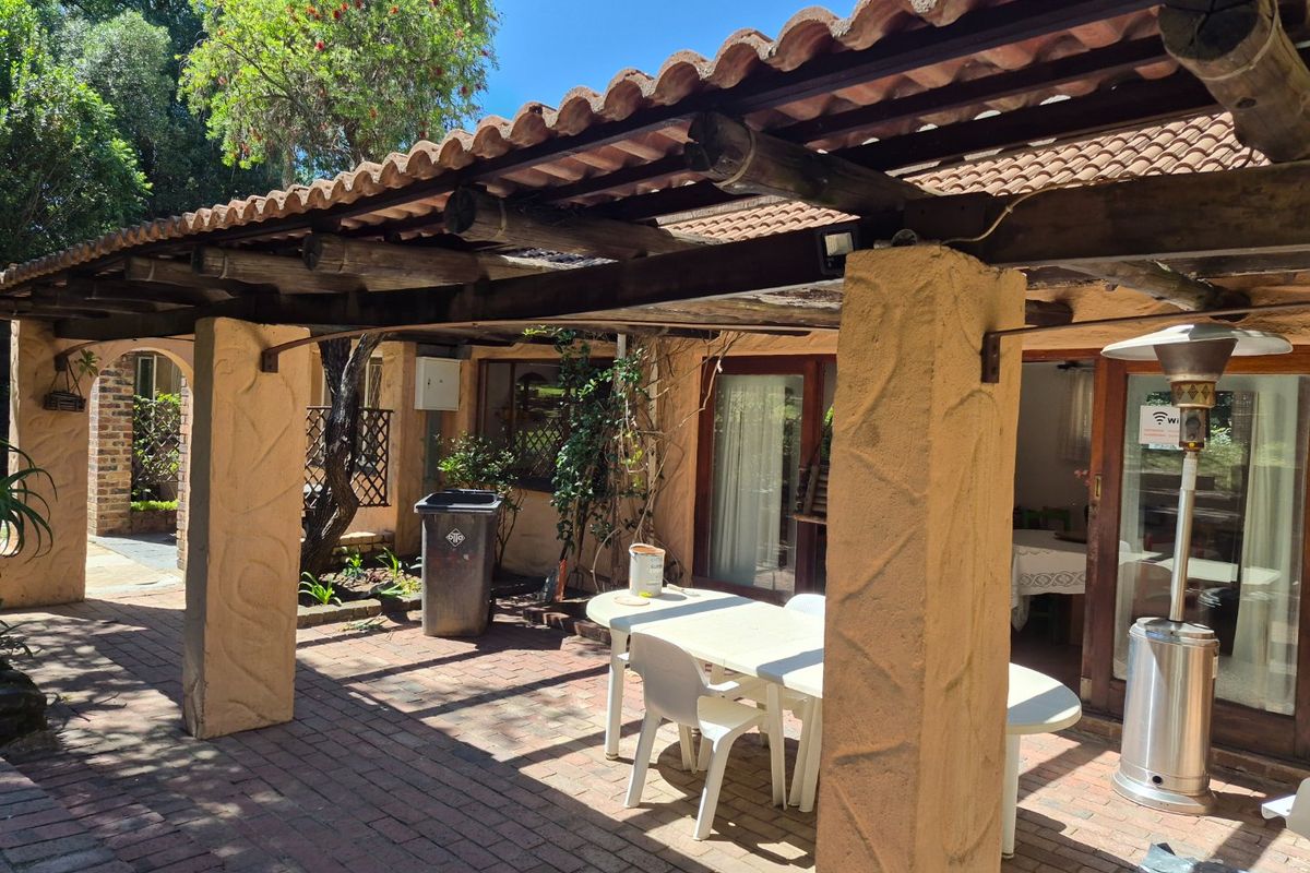 Prime Investment Opportunity: Established Income-Generating Guest House - Photo 2