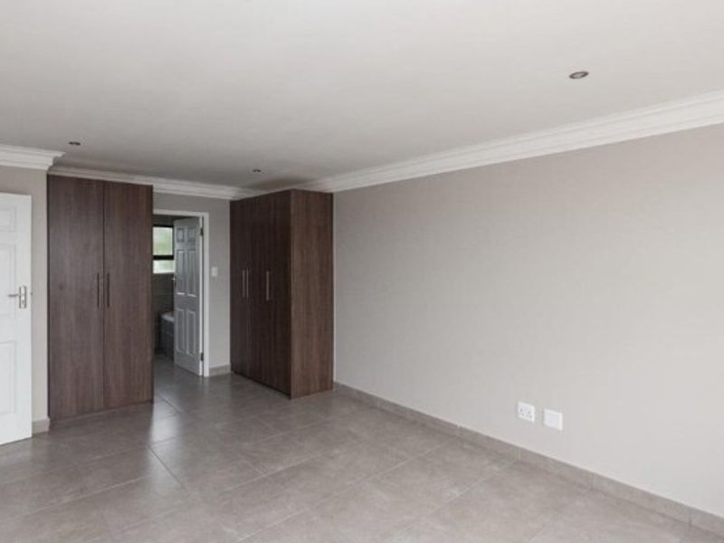 Modern Lifestyle in Security Complex - Photo 9