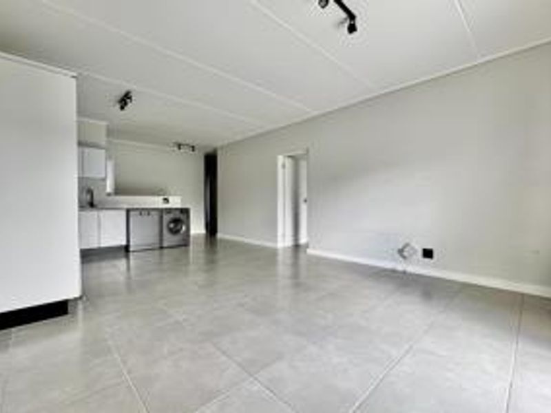 3 Bedroom 2 Bathroom Ground Floor For Rent - Photo 6