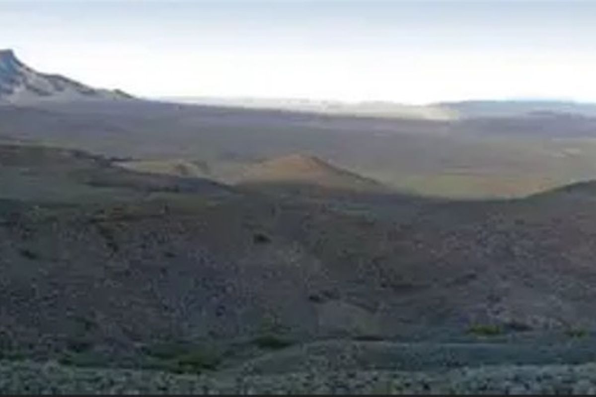 Farm nestled approximately 750 km northeast of Cape Town. - Photo 3