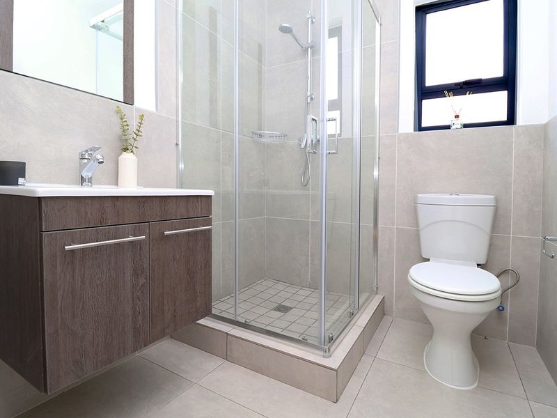 2 Bedroom one or two bathroom options - available selling fast  - Photo 8