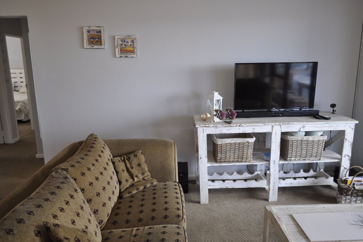 Secure, Scenic & Effortlessly Comfortable Coastal Living - Photo 5