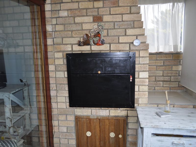 Secure, Scenic & Effortlessly Comfortable Coastal Living - Photo 7