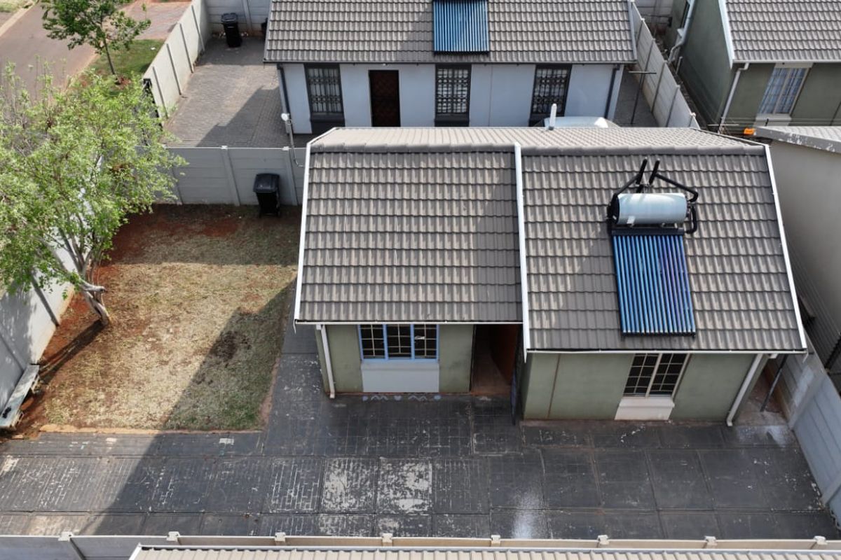 Charming 2-Bedroom Gem in Sky City – Perfect Starter Home! - Photo 5
