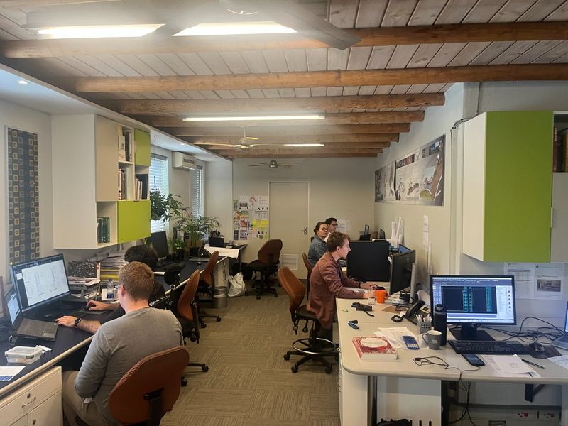 Ground Floor Office Suite - Photo 7