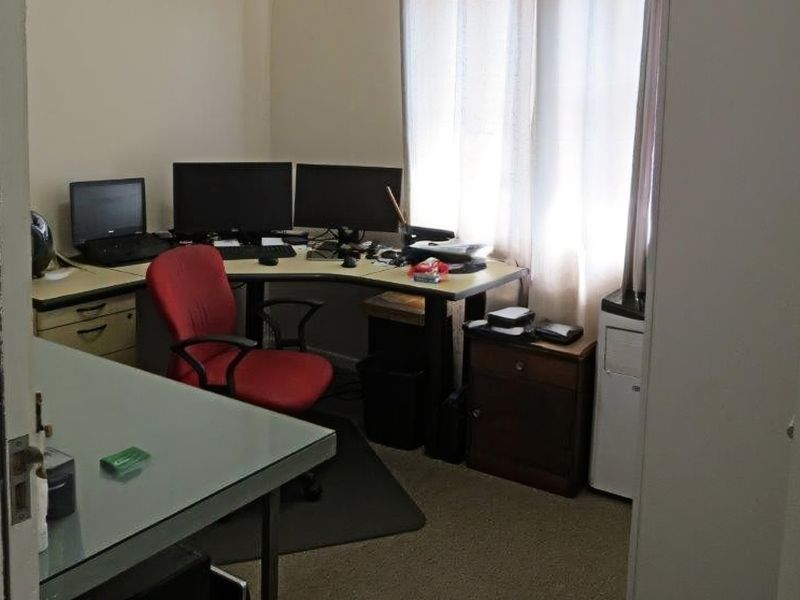 Embrace Country Living in Style – Modern Family Home in Darling - Photo 8