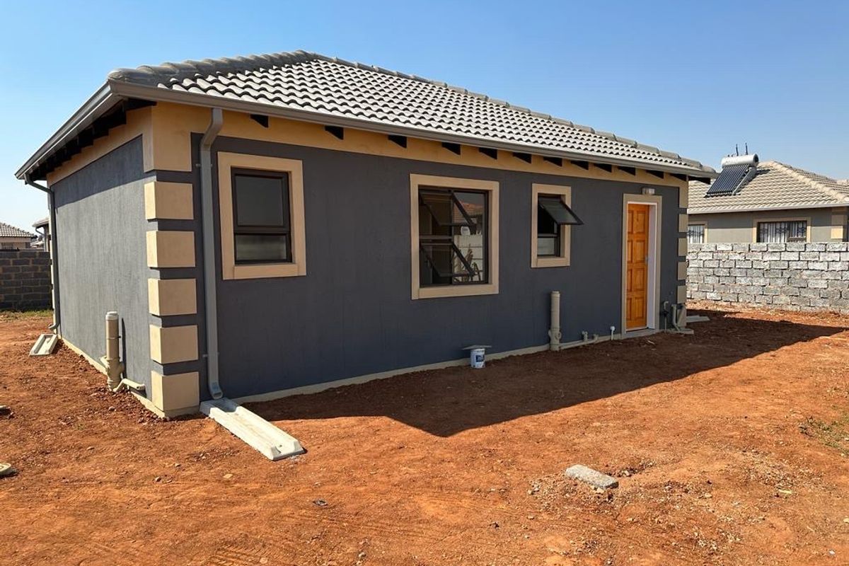 New development house at windmill ext 32 - Photo 2