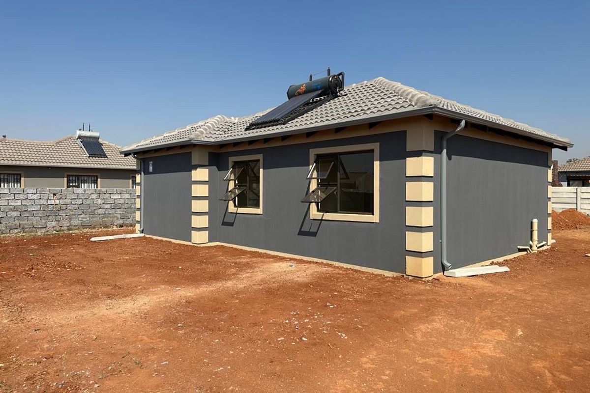 New development house at windmill ext 32 - Photo 3