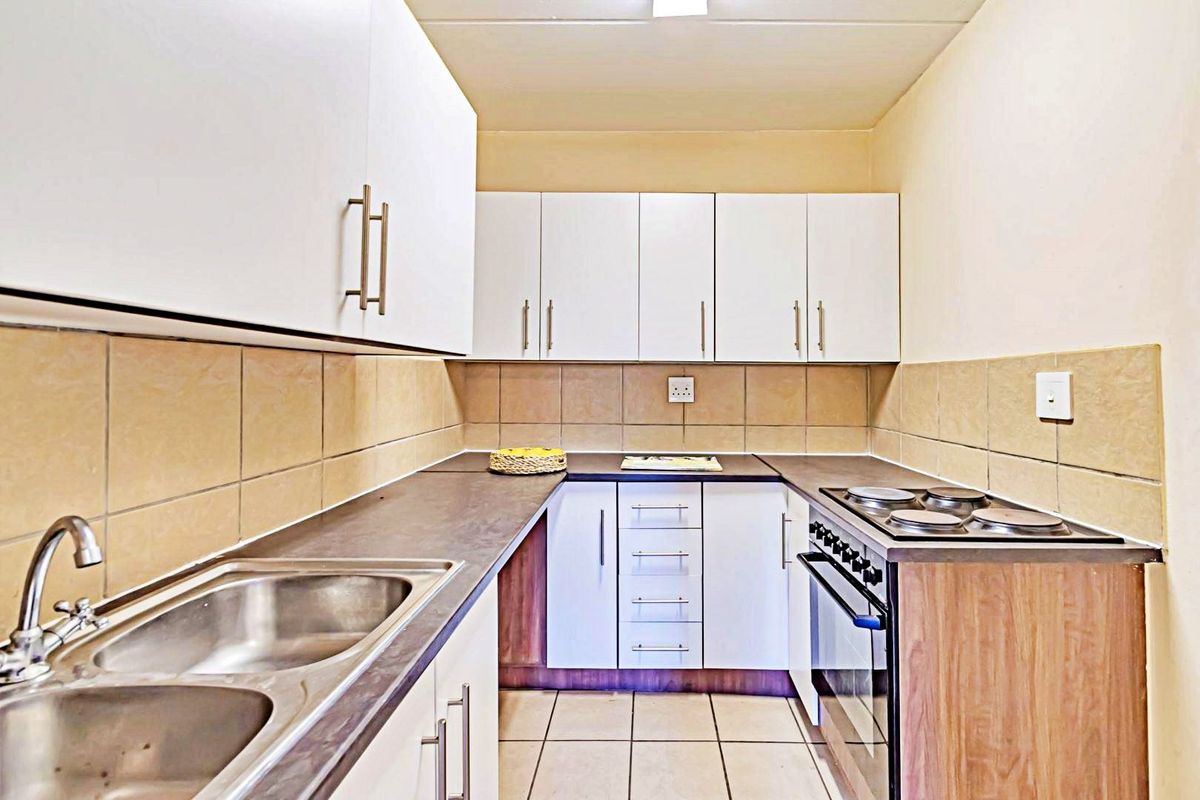 Investment Apartments in Secure Complex for Sale | Die Hoewes, Centurion - Photo 2