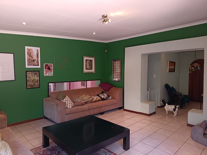 3 BEDROOM HOME IS CALLING YOU - Photo 6