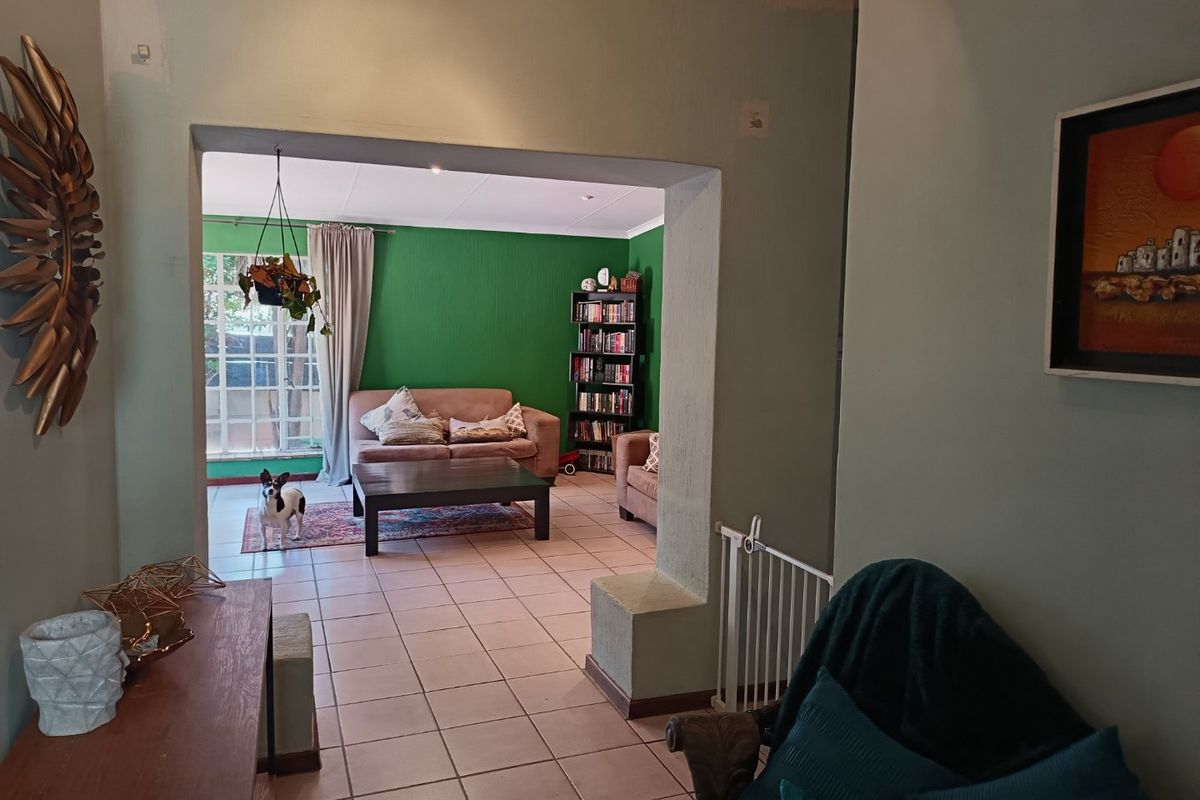 3 BEDROOM HOME IS CALLING YOU - Photo 4