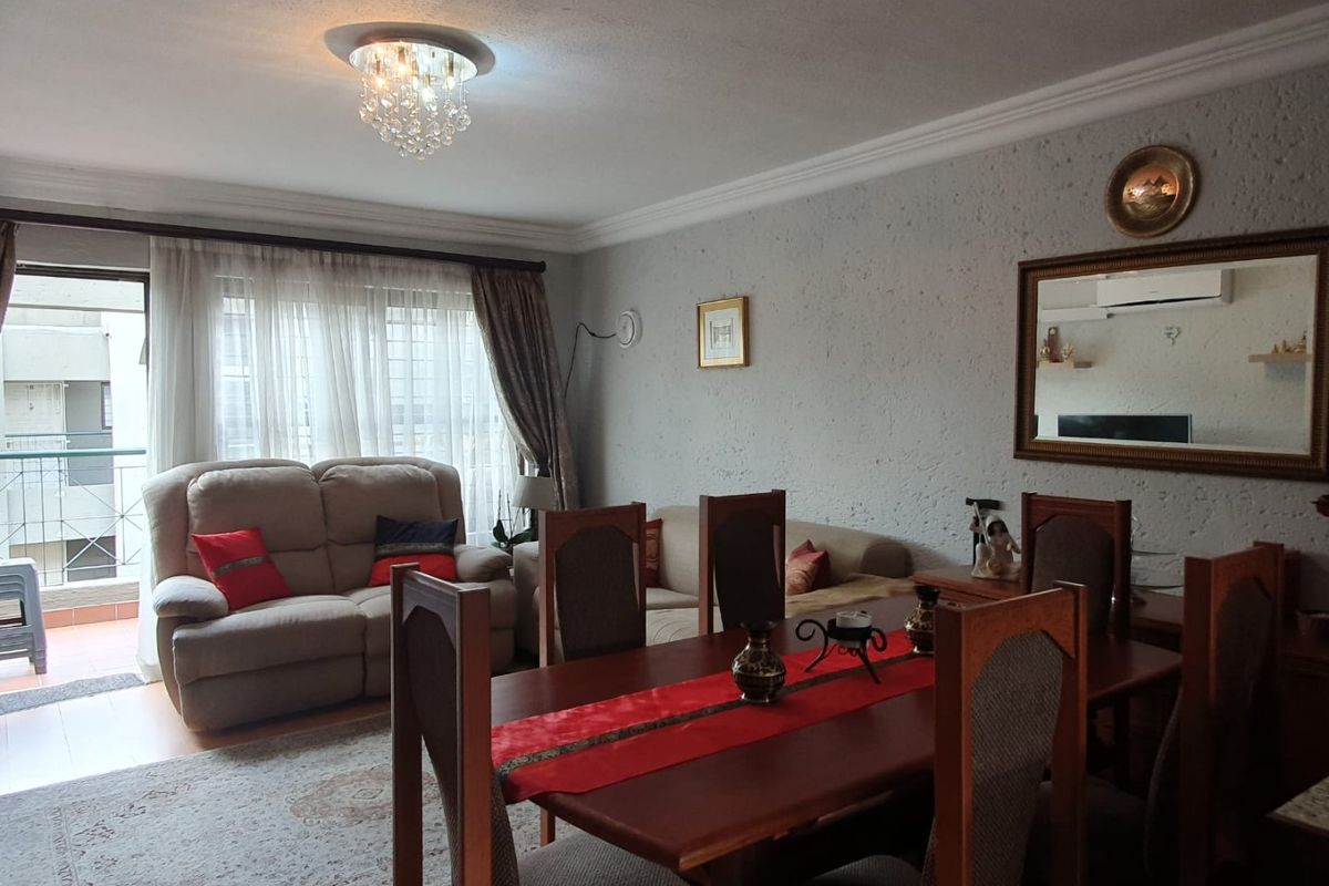 Neat and secure 2 bedroom apartment for sale.  - Photo 4