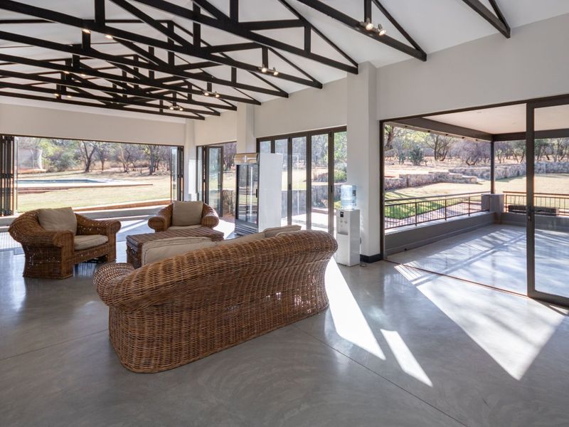 Dual living within a sophisticated Country lifestyle in Secure Small Holding Estate  - Photo 9