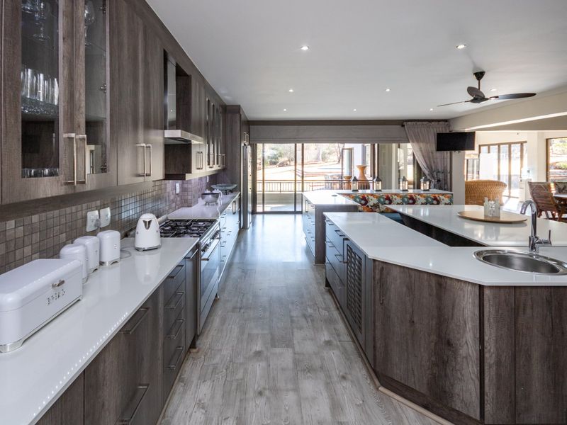 Dual living within a sophisticated Country lifestyle in Secure Small Holding Estate  - Photo 7