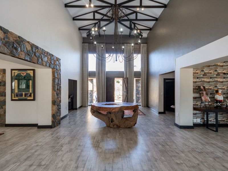 Dual living within a sophisticated Country lifestyle in Secure Small Holding Estate  - Photo 3