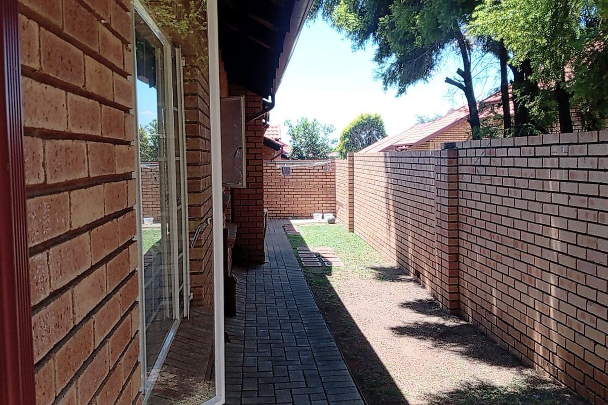 Secure & Spacious Family Home To Let - Photo 4