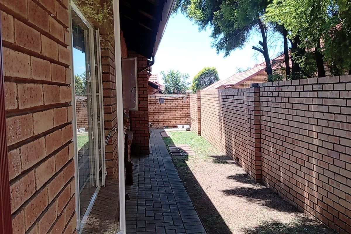 Secure & Spacious Family Home To Let - Photo 5