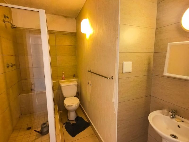 1 Bedroom, 1 Bathroom Apartment For Sale In Point, Durban - Photo 10