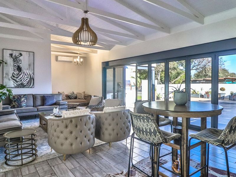 Modern Family Retreat with Exceptional Features and Ample Space - Photo 10