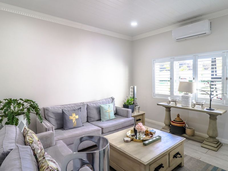 Modern Family Retreat with Exceptional Features and Ample Space - Photo 9