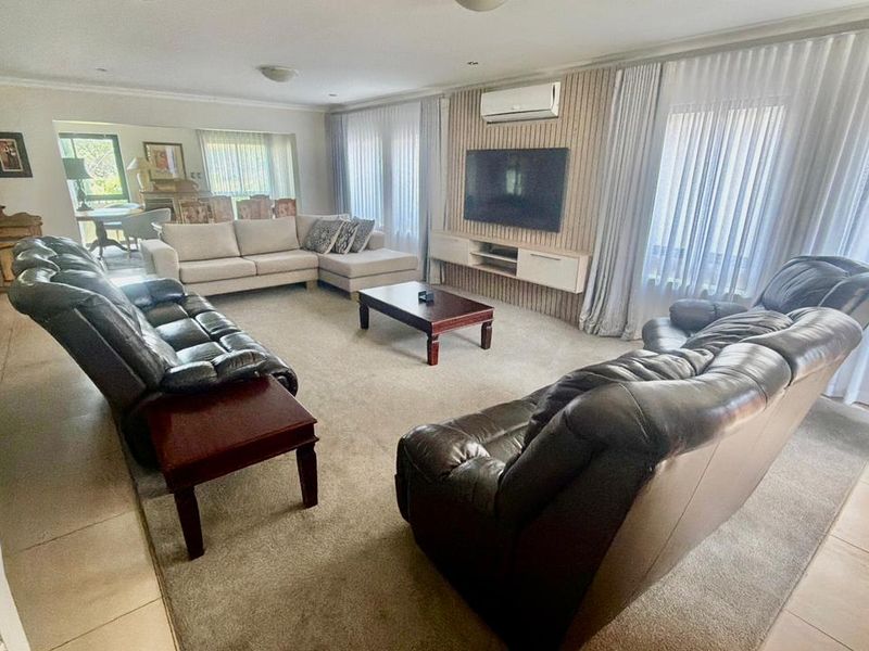 Elegant 3-Bedroom Home in Exclusive Security Estate - Photo 4