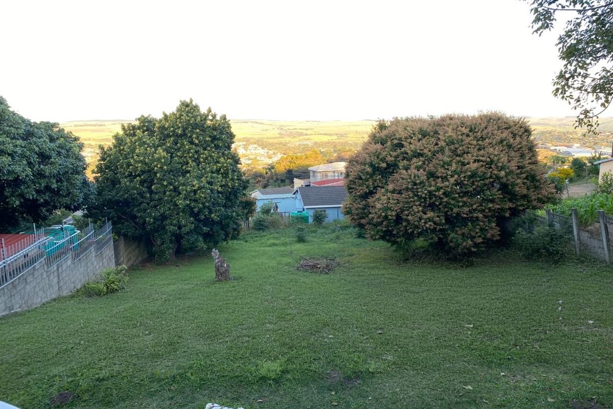 A comfortable 3 bedroom house with a large land for improvements in a suburb with beautiful sea view - Photo 3