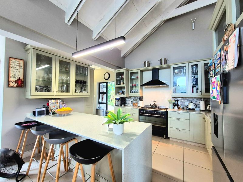 Discover Your Dream Home in Prestigious Midstream Ridge Estate! - Photo 7