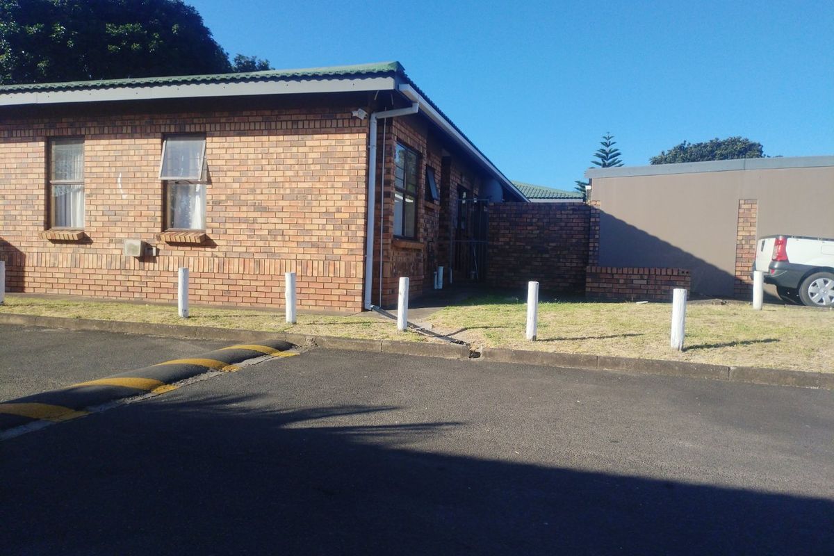 2Bedroom house for sale in Birdswood,Richards bay. - Photo 5