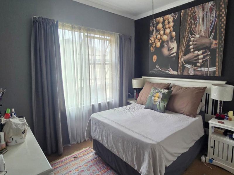 3 Bedroom House for Sale in Glen Marais - Photo 7