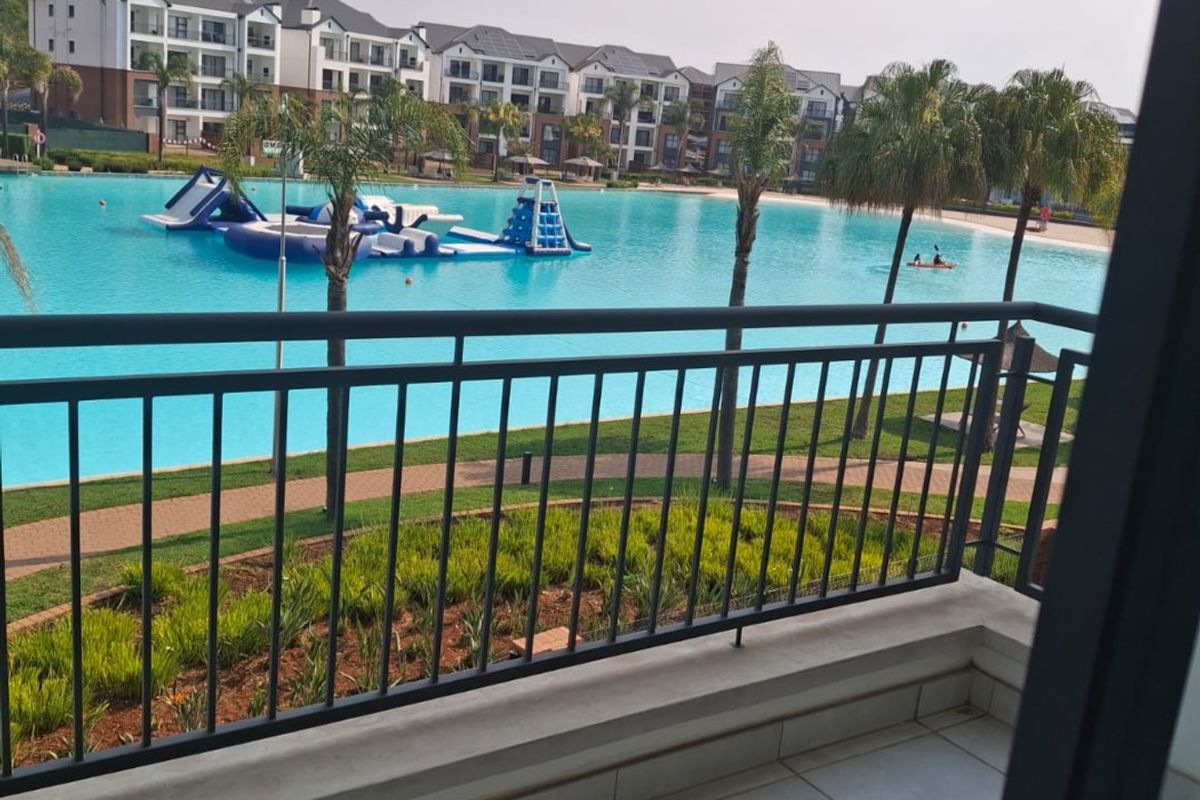 ONE BEDROOM AND ONE BATHROOM - Photo 3