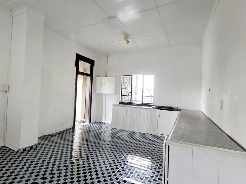 4 Bedroom House in Cambridge - Photo 2