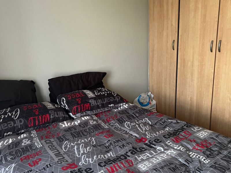 2 bedroom 1 bathroom ground floor apartment in Castle View,Germiston available for sale - Photo 7