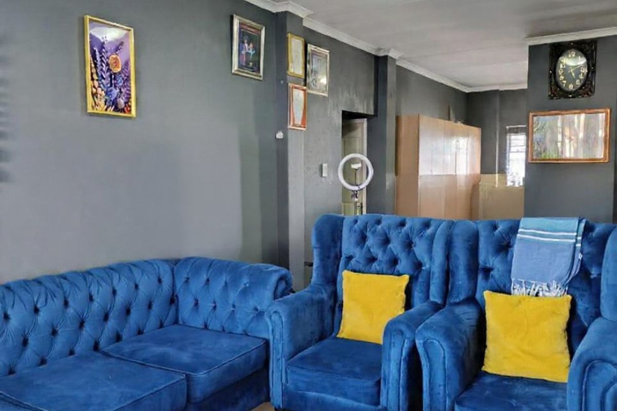2 bedroom 1 bathroom ground floor apartment in Castle View,Germiston available for sale - Photo 5
